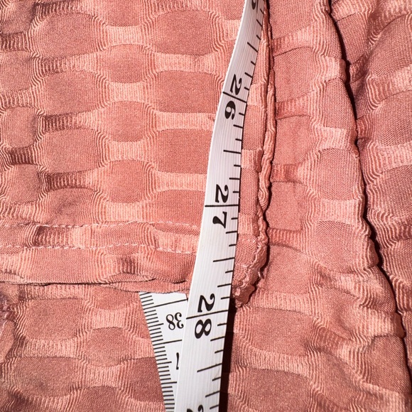 Butt Scrunch Leggings - Picture 8 of 8